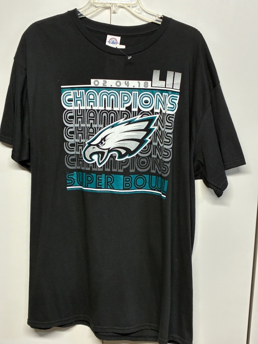 Delta Black Philadelphia Eagles Super Bowl Champions Tee with Teal Accents XL